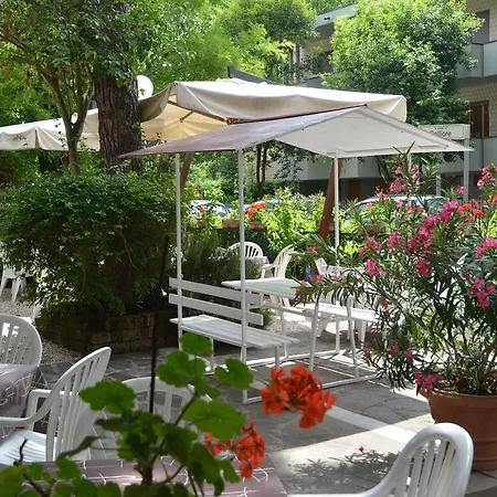 Monique Hotel Cervia